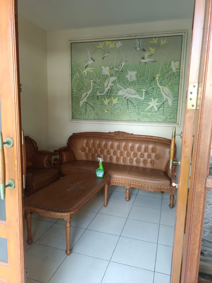 Rumah Dijual Semi Furnished di Cluster Meadow Green Lippo Cikarang 